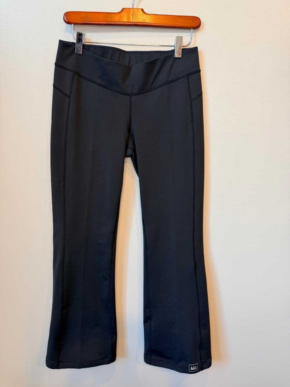 REI Co-op Women's Black Bootcut Yoga Pants Size Small Petite SP Activewear